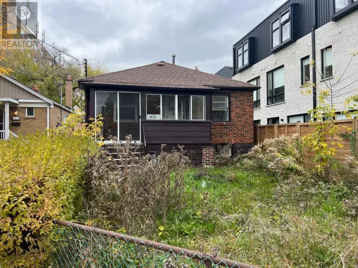 471 VAUGHAN ROAD, Toronto