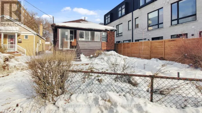 471 VAUGHAN ROAD, Toronto