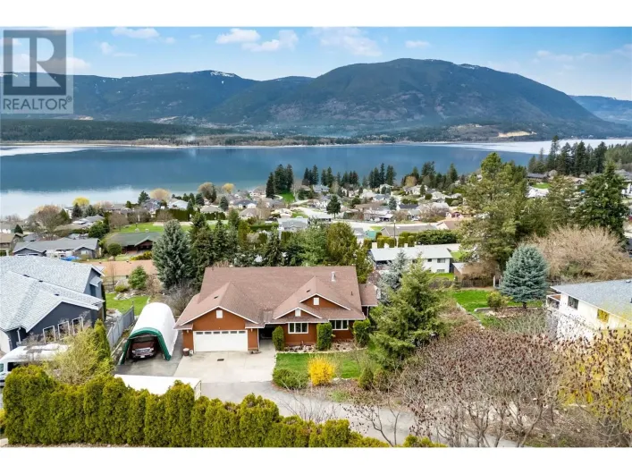 4711 16 Street NE, Salmon Arm