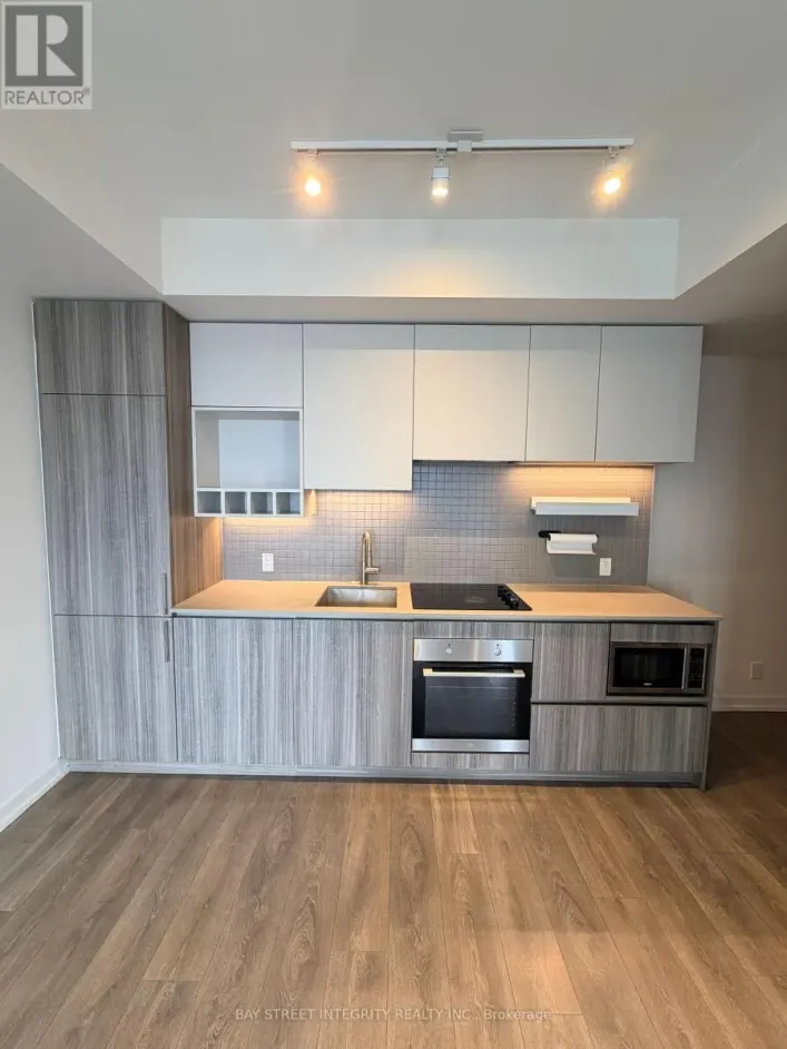 4712 - 5 BUTTERMILL AVENUE, Vaughan