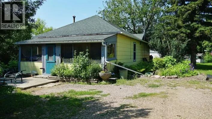4716 49 Street, Mannville