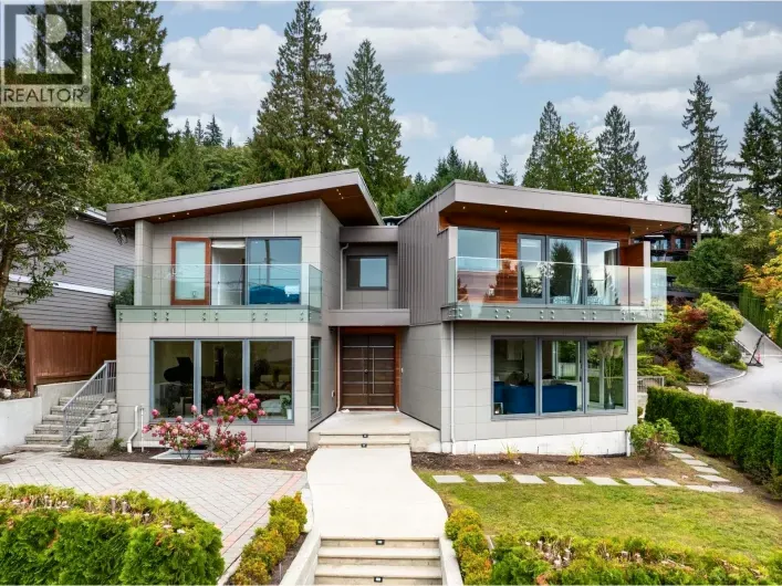 4716 SKYLINE DRIVE, North Vancouver