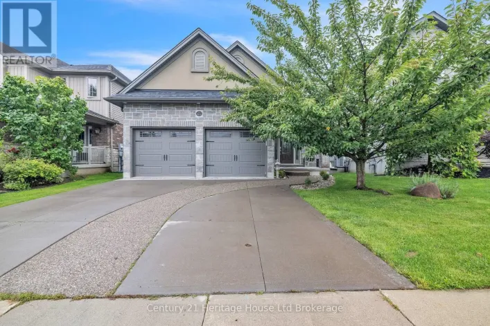 472 FAIRWAY ROAD, Woodstock