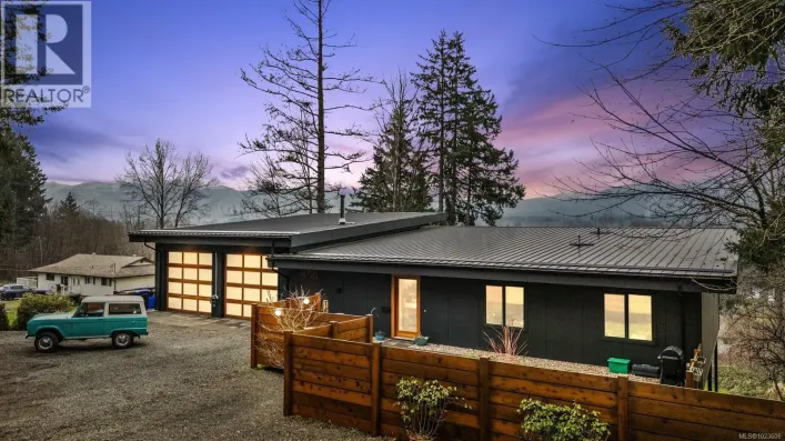 4721 Island Hwy, Courtenay