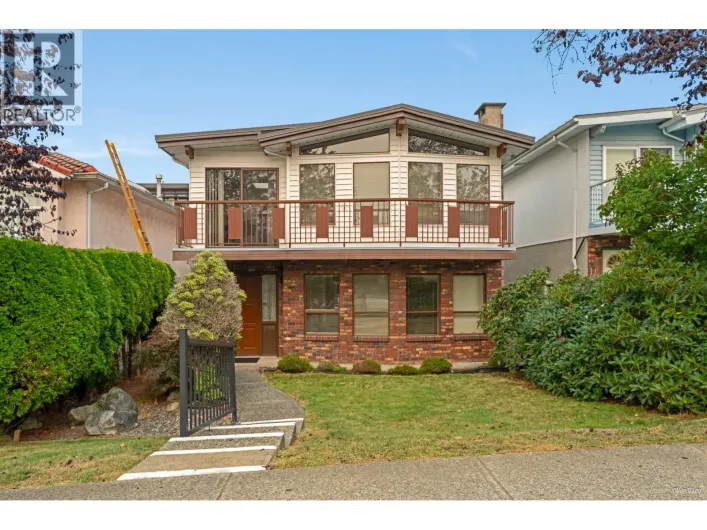 4737 PENDER STREET, Burnaby