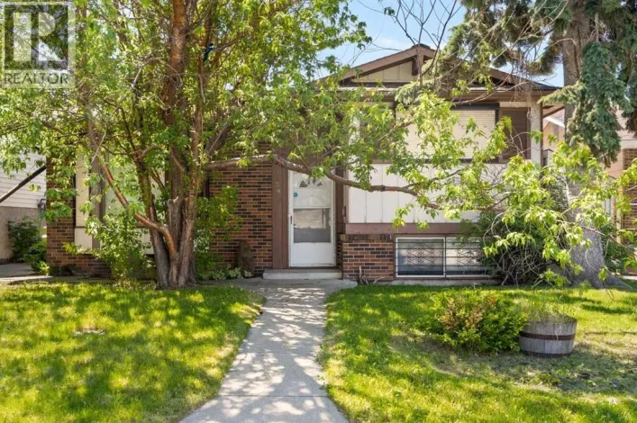 4739 Rundlewood Road NE, Calgary