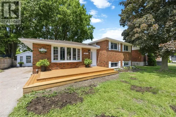 475 COLBORNE DRIVE, St Clair