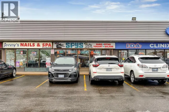 475 TECUMSEH East, Windsor