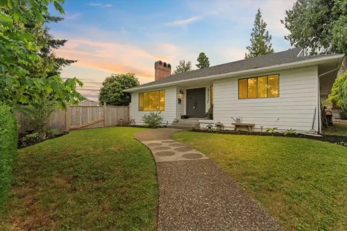 47500 SWALLOW CRESCENT|Little Mountain, Chilliwack