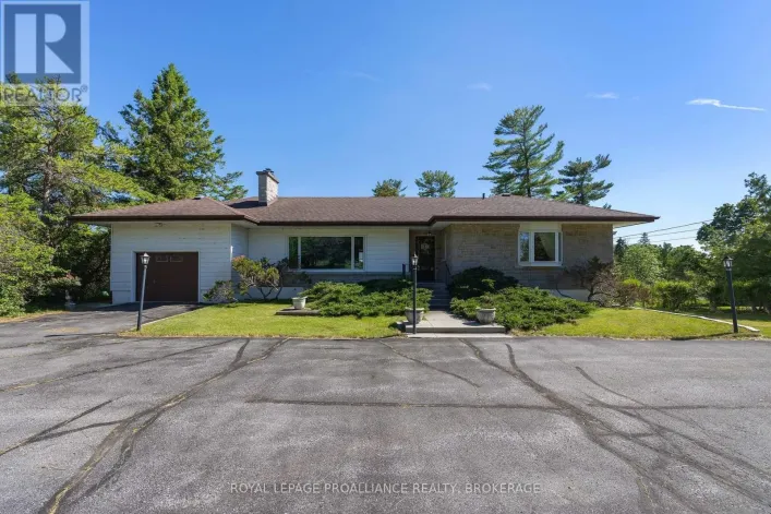 4756 BATH ROAD, Loyalist