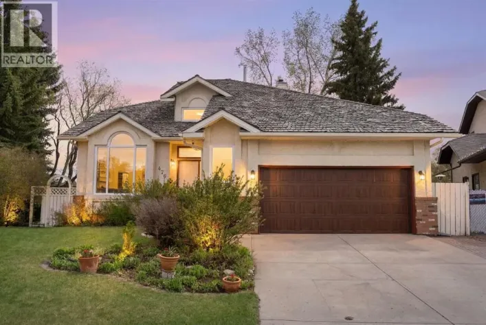 476 Silvergrove Gardens NW, Calgary
