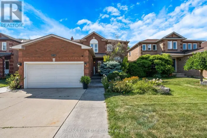 477 BURNETT AVENUE, Cambridge