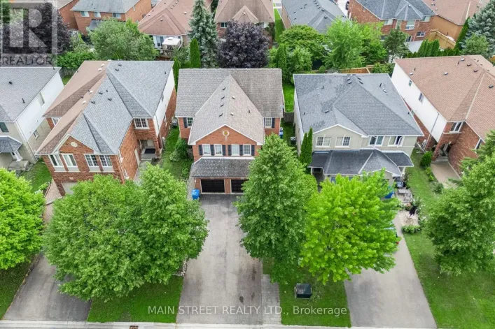 478 HEDDLE CRESCENT, Newmarket