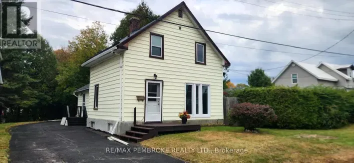 478 RAMSEY STREET, Pembroke