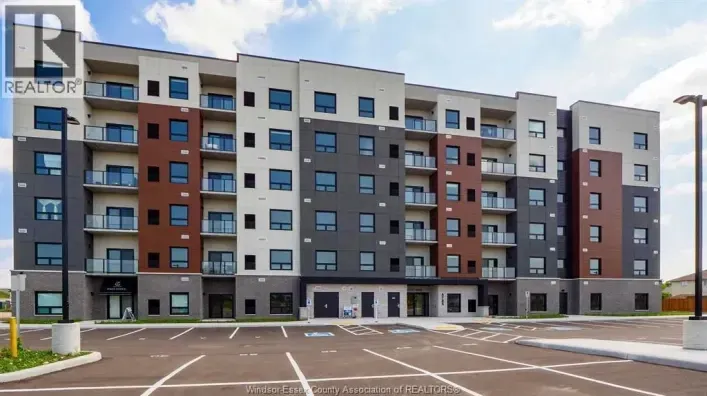 4785 WALKER Unit# 307, Windsor