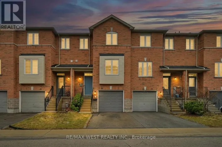 48 - 120 RAILROAD STREET, Brampton