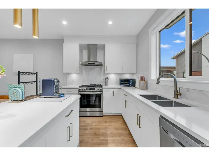 48 1639 162 STREET, Surrey