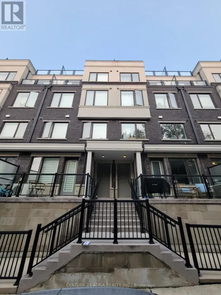 48 - 300 ALEX GARDNER CIRCLE, Aurora