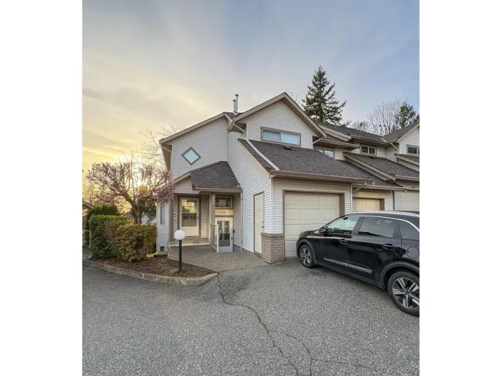 48 32361 MCRAE AVENUE, Mission
