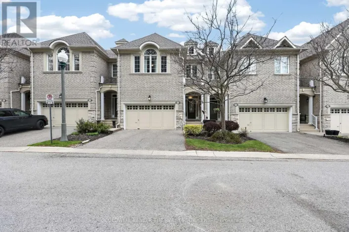 48 - 428 TERRY CARTER CRESCENT, Newmarket
