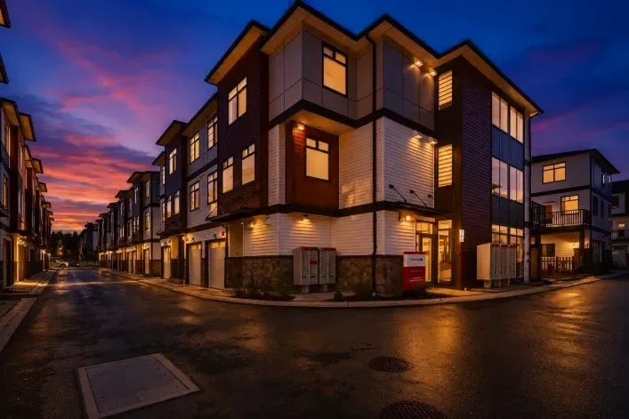 48 8430 NOTTMAN STREET, Mission