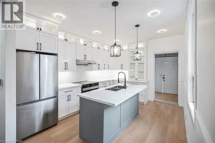 48 AIKMAN Avenue, Hamilton