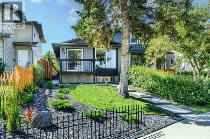 48 Bermuda Court NW, Calgary