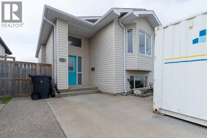 48 Blackfoot Court W, Lethbridge