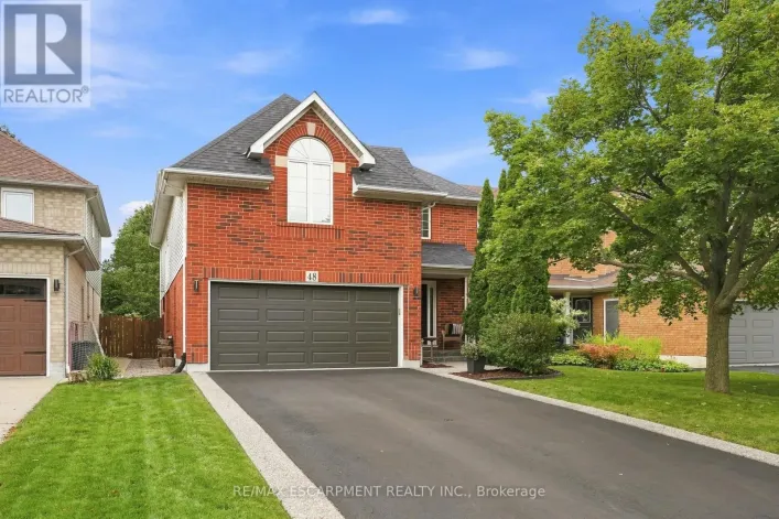 48 BRIDGEPORT CRESCENT, Hamilton