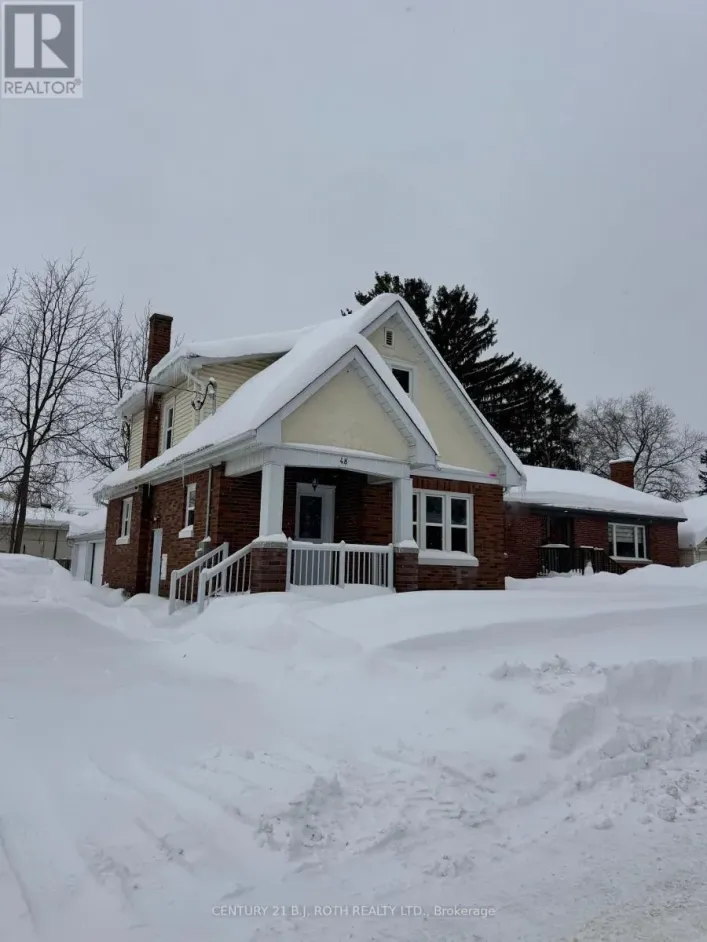 48 DRURY LANE, Barrie