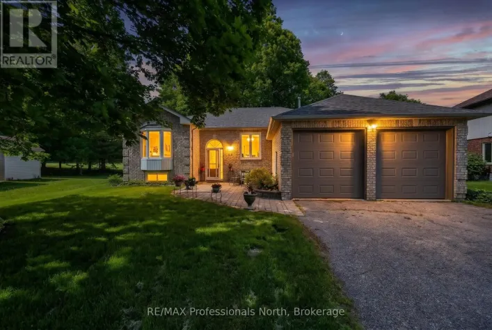48 FAIRWAY CRESCENT, Wasaga Beach