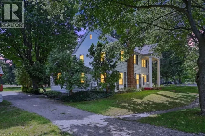 48 GARNER Road W, Ancaster