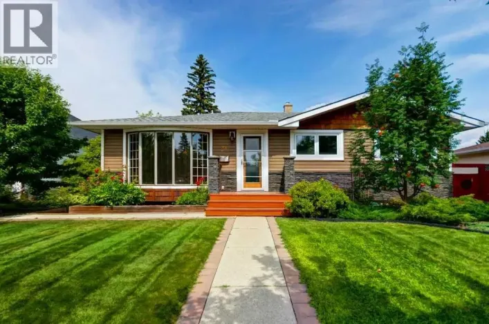 48 Hillary Crescent SW, Calgary