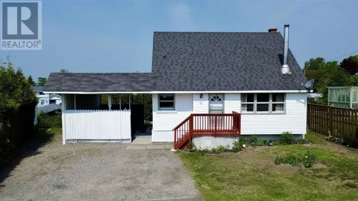 48 Kostuik CRES, Elliot Lake