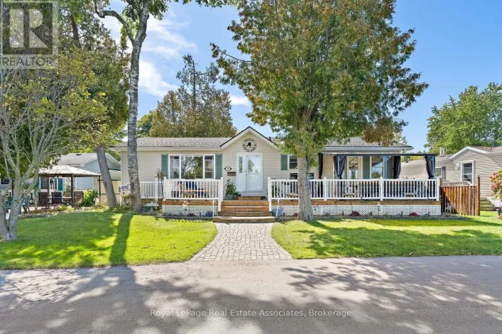 Modular for sale: 48 LAKESHORE DRIVE, Puslinch