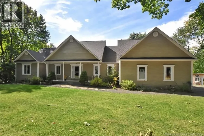 House for sale: 48 Lee Drive, Upper Kingsclear