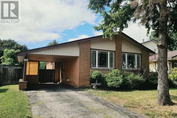 48 MANNING AVENUE, Hamilton