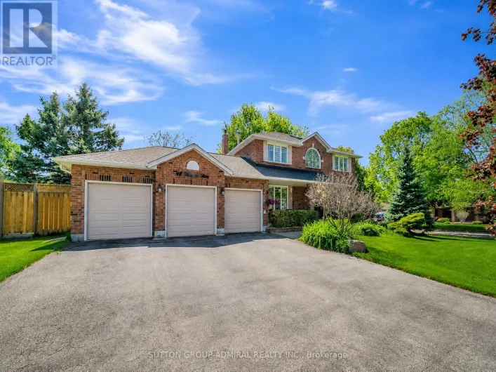 48 MAPLE WAY, East Gwillimbury