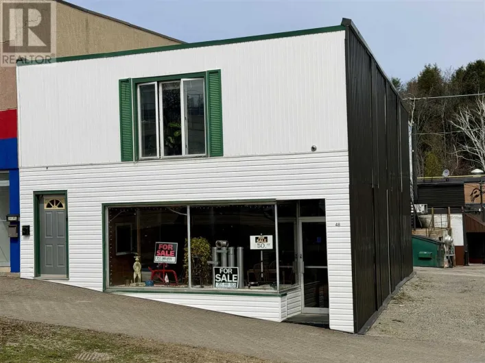 48 Ontario AVE, Elliot Lake