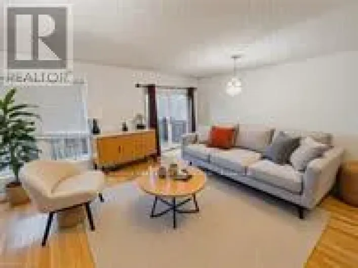 48 ROCKCLIFFE DRIVE, Kitchener