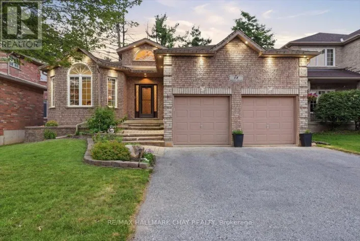 48 RUFFET DRIVE, Barrie