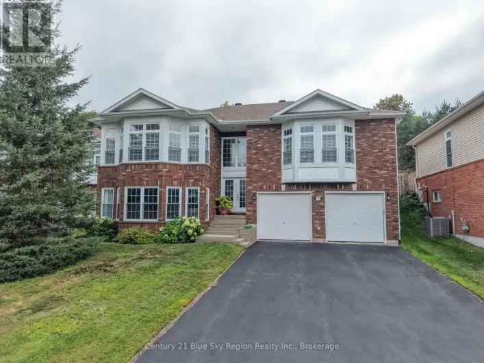 48 TUPPER DRIVE, North Bay