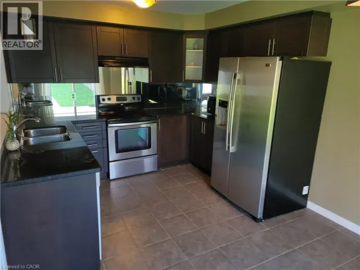 48 WARNER Lane, Brantford