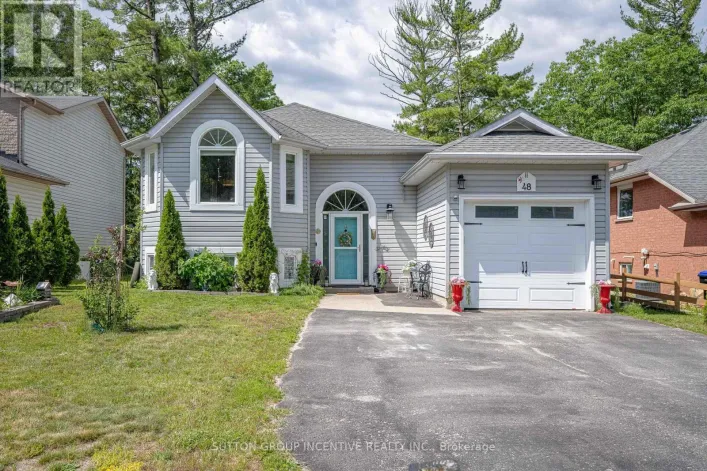 48 WESLEY AVENUE, Wasaga Beach