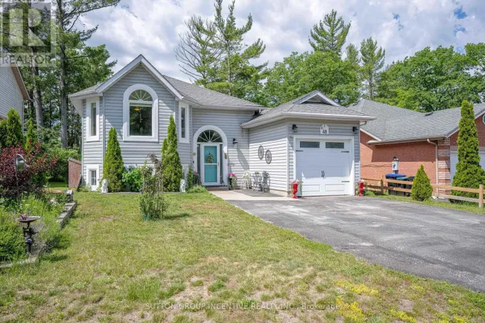 48 WESLEY AVENUE, Wasaga Beach