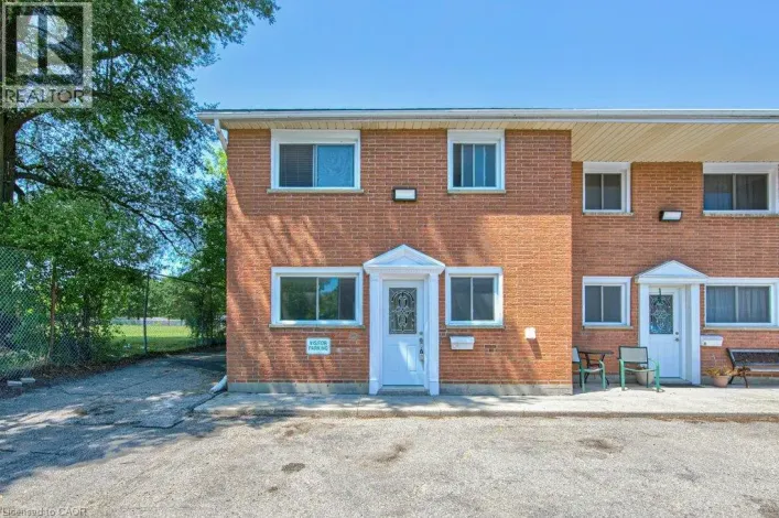 48 WINDOM Road Unit# L, Kitchener