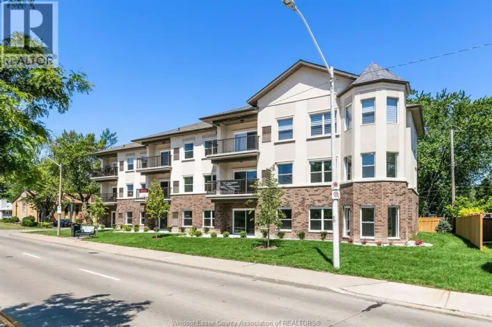 480 FAIRVIEW BOULEVARD Unit# 301, Windsor