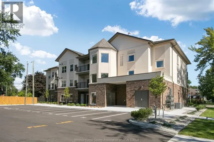 480 FAIRVIEW Unit# 205, Windsor