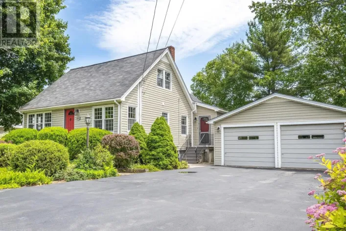 480 Main Street, Middleton