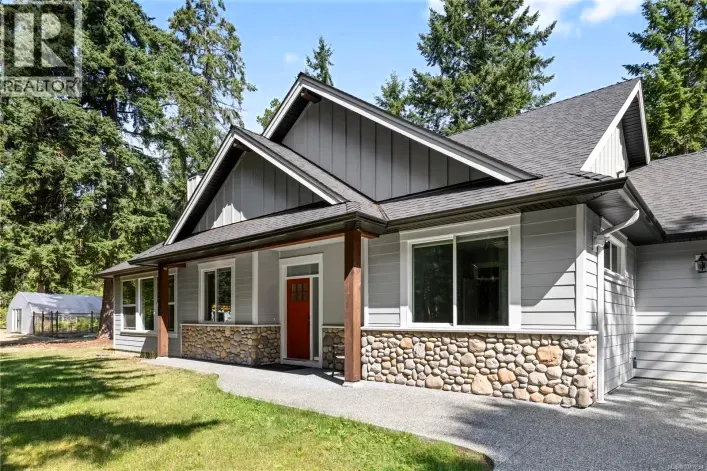 480 Oakdowne Rd, Qualicum Beach